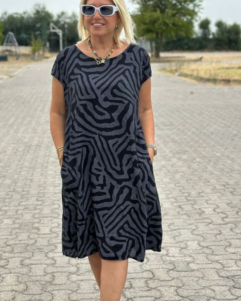 Nelia™ | Summer Dress with Round Neckline and Beautiful Print