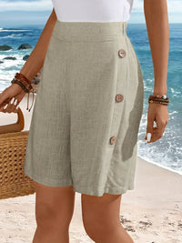 Fenella – Comfortable Short with Buttons