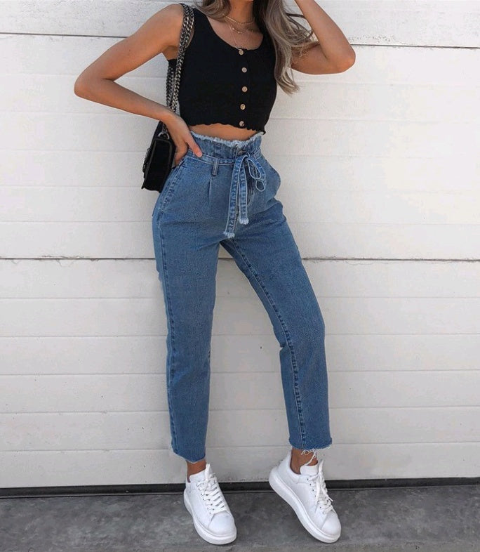 Flowerbed High-waist Belted Jeans