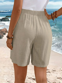 Fenella – Comfortable Short with Buttons