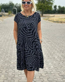 Nelia™ | Summer Dress with Round Neckline and Beautiful Print