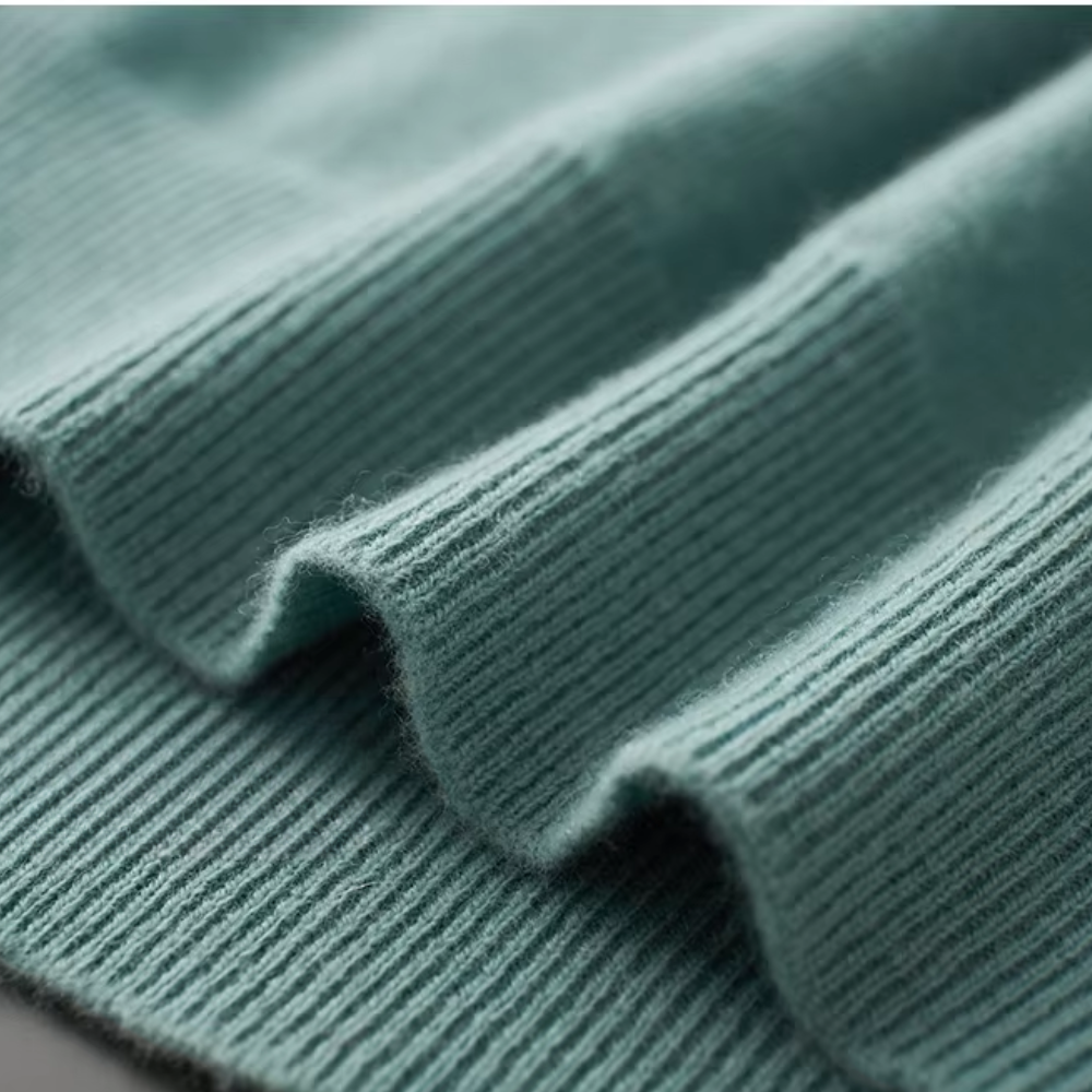 Matteo - Wool V-Neck Sweater