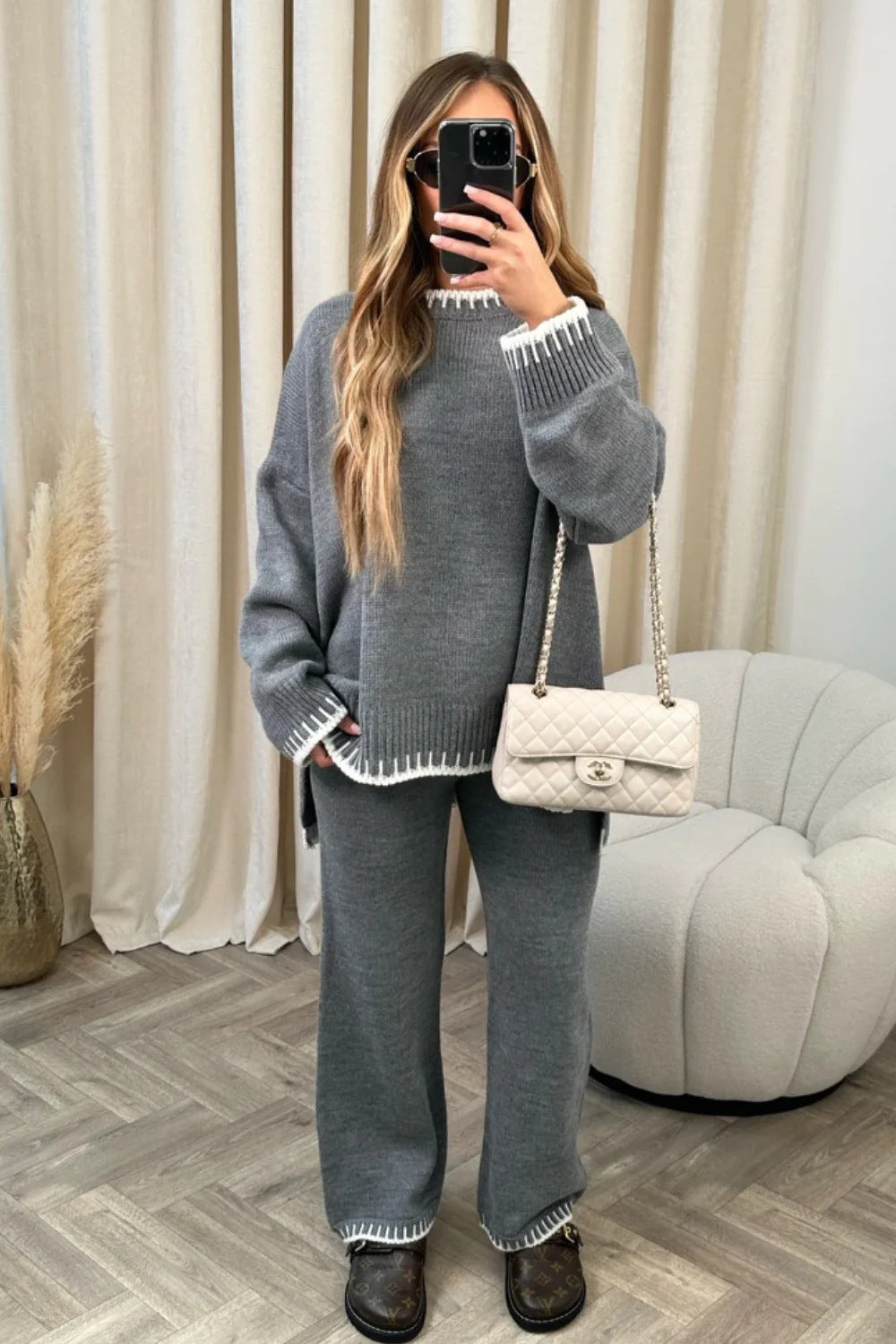 Gray / S