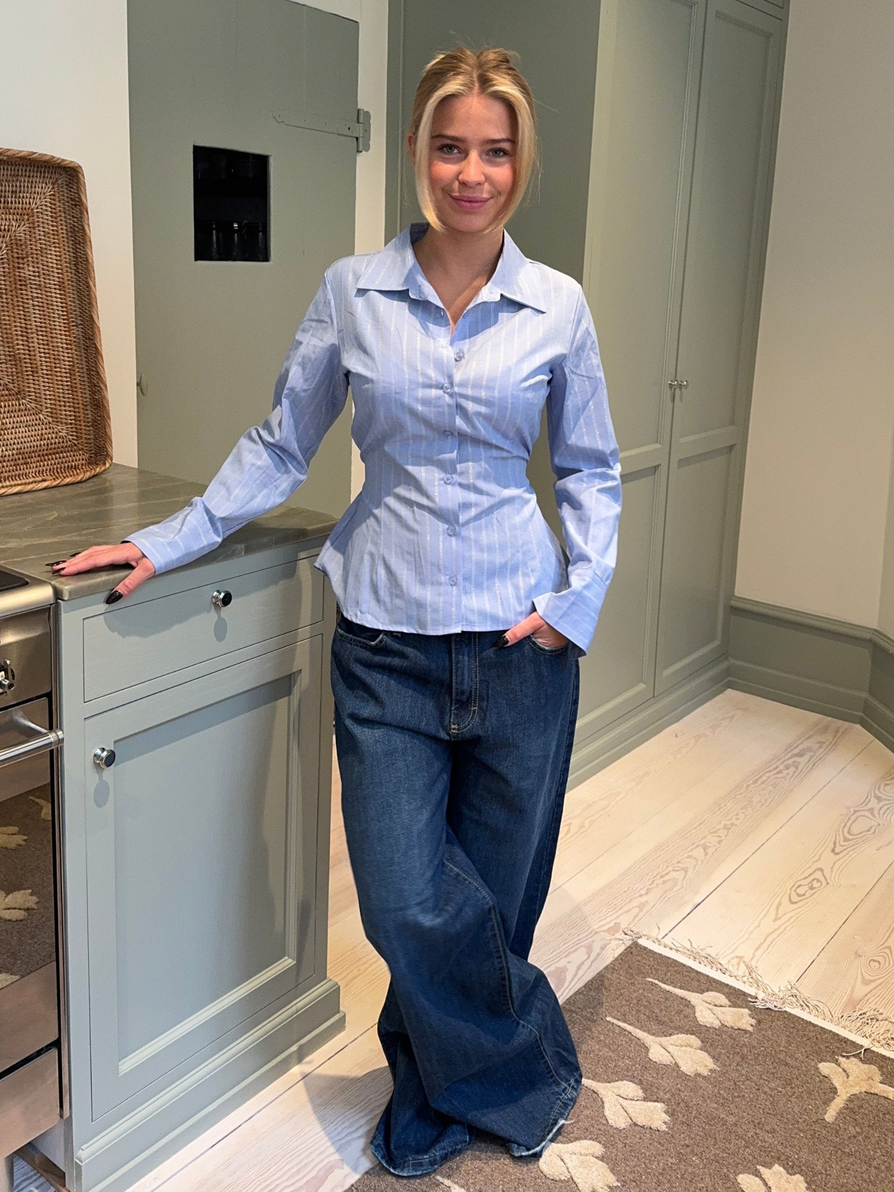 Sophia | Non-iron Blouse with Fine Stripe