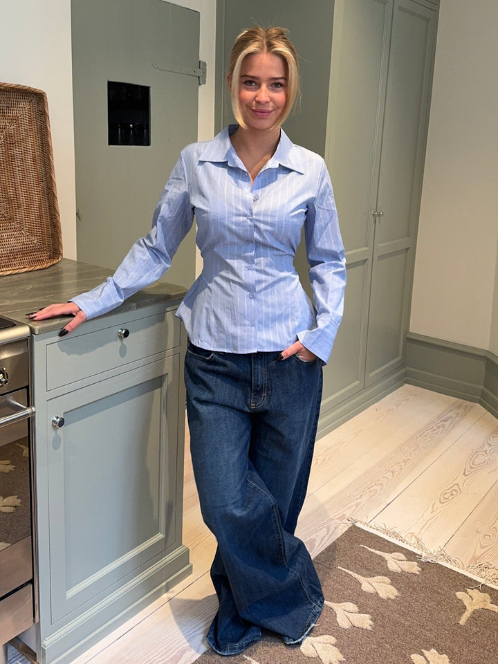 Sophia | Non-iron Blouse with Fine Stripe