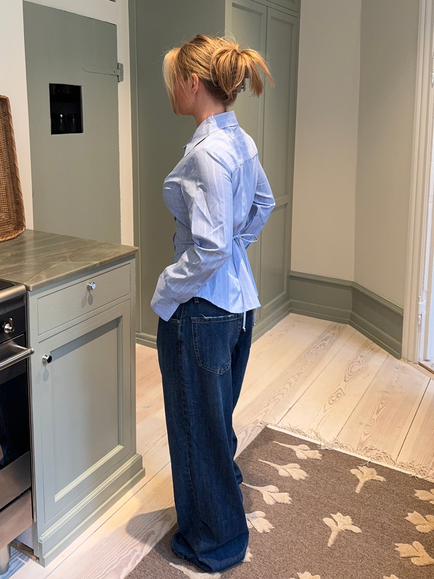 Sophia | Non-iron Blouse with Fine Stripe