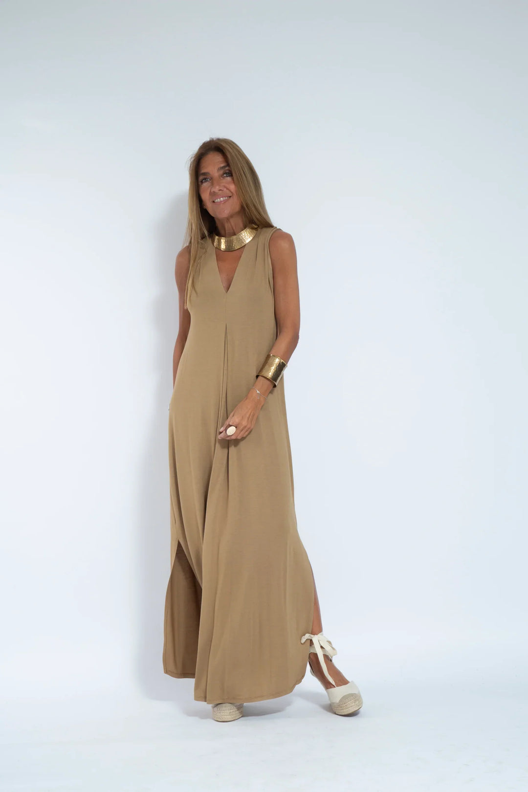 ANGELICA  LONG DRESS WITH V NECK