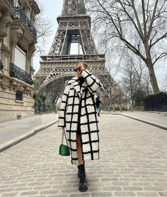 Fashion Meets Comfort: Trendy Polo Loose Coat in Plaid