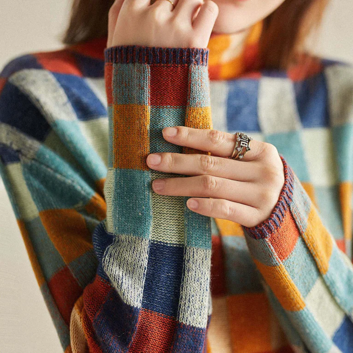 Lisa - Luxury Cashmere Sweater Inspired by Van Gogh